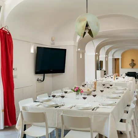 Tenuta Bagni De' Consoli 24, Emma *