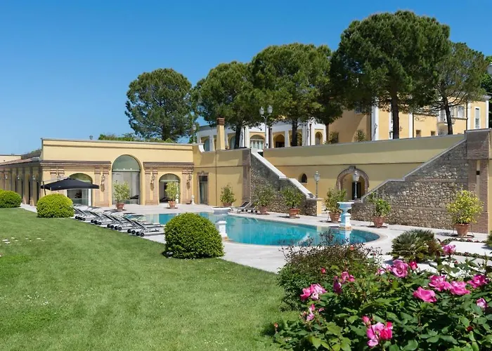 Tenuta Bagni De' Consoli 24, Emma *